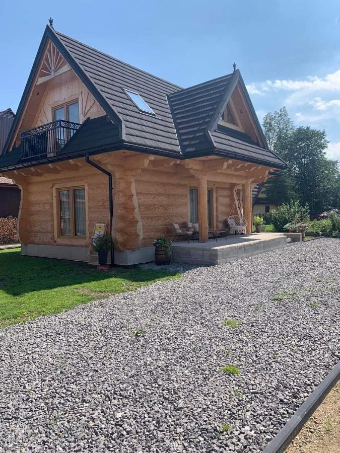 Uroczy Drewniany - Pod Brzegiem *